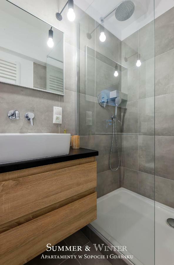 Family Luxury Green Apartment 1-6, 2 Sypialnie I Studio, 52 M2 Гданьск Экстерьер фото